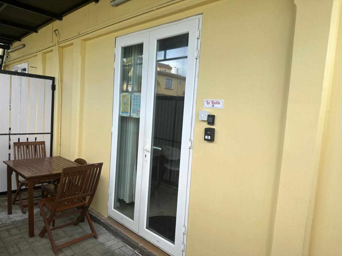 Sacha Tourist Residence 1 มาเฮบอร์ก ภายนอก รูปภาพ