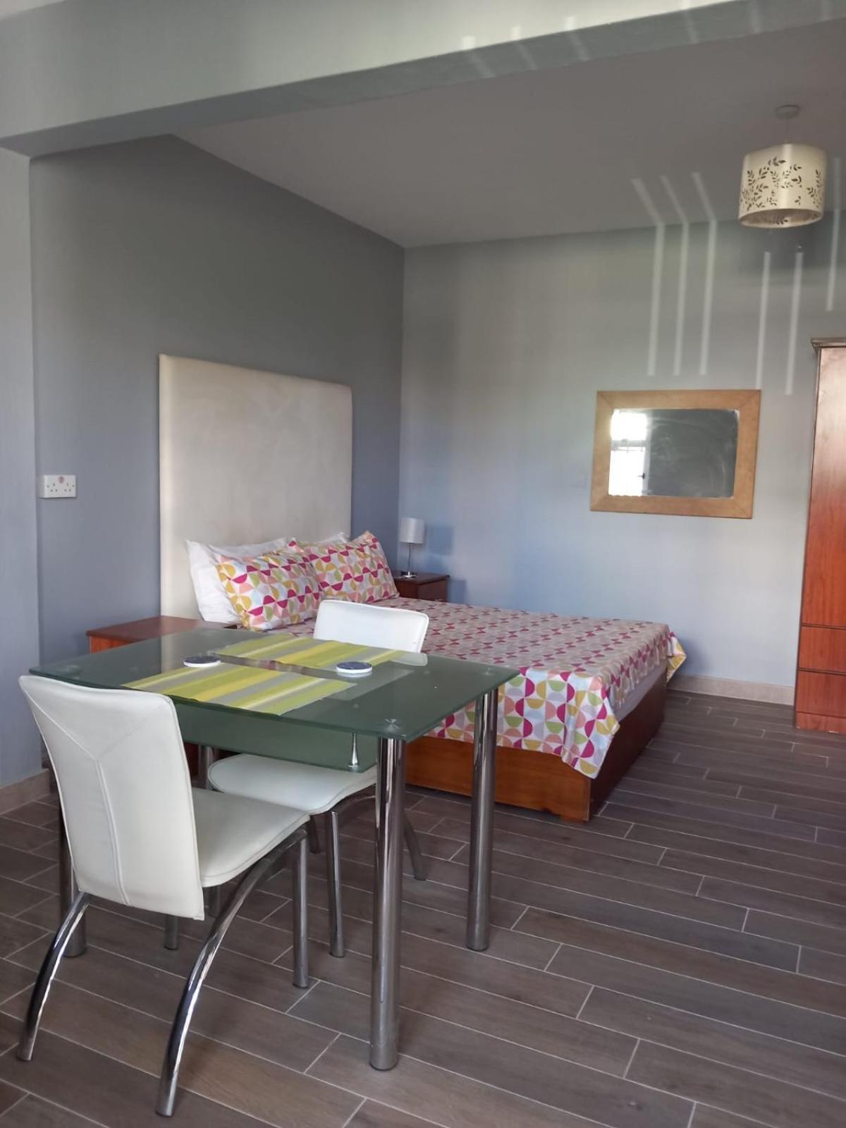 Sacha Tourist Residence 1 มาเฮบอร์ก ภายนอก รูปภาพ